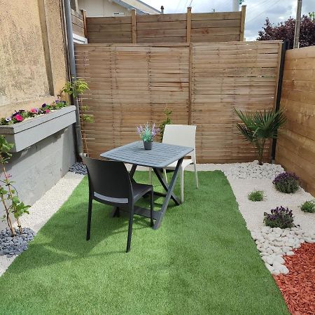 Appartement Neuf Avec Jardin Privatif Périgueux Exterior foto